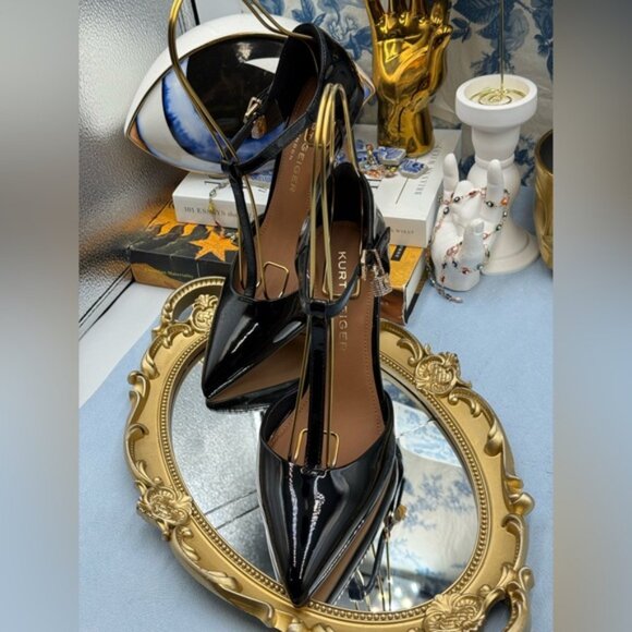 🆕 KURT GEIGER LONDON 🧿 NWOB Brixton Lock T Bar Court Heels, Black Patent, Sz 7 - Picture 9 of 16